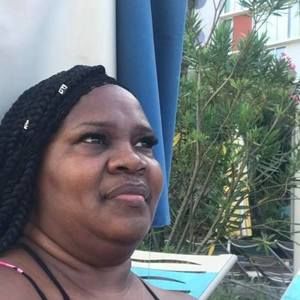 Meet your Posher, Sharon